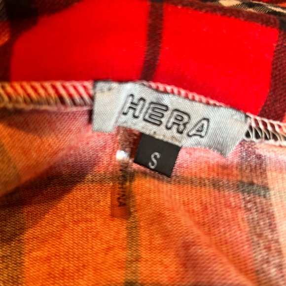 CUTE red flannel Cardigan - Picture 4 of 4